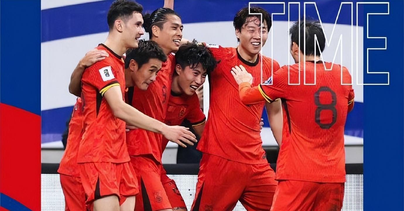 赛场上的争夺，引发球迷热议