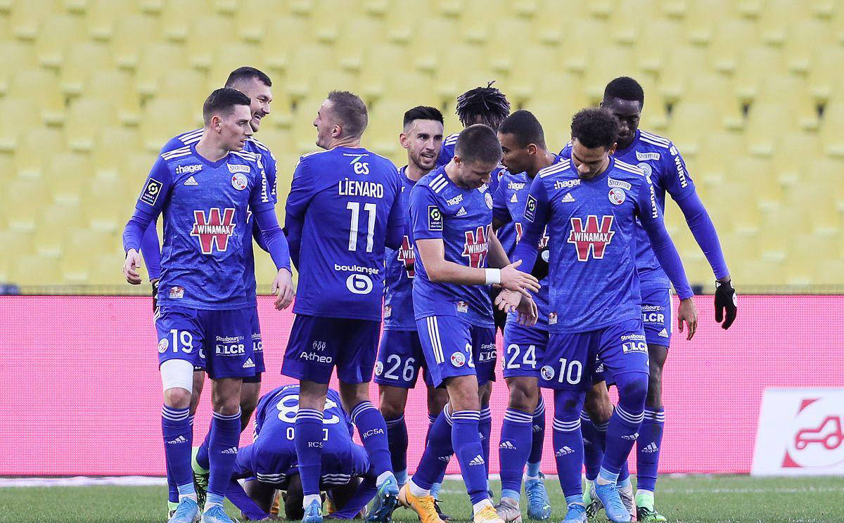 斯特拉斯堡客场取胜，球迷热情高涨