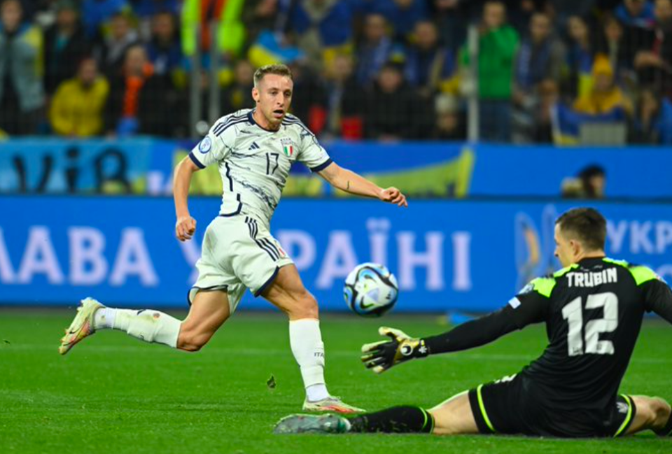 乌克兰队豪取六连胜，锁定欧洲杯预选赛小组第一的简单介绍