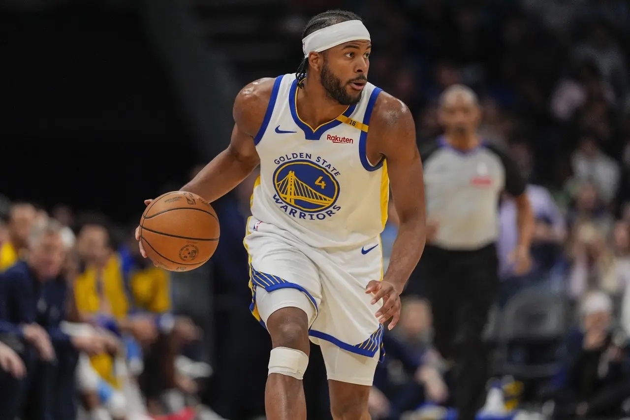 Uzi迎来十赛季出色发挥，尤文图斯观众热烈欢呼！